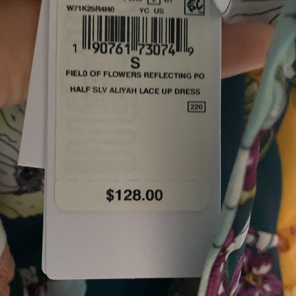 NWT Guess Floral Dress 👗 - Picture 5 of 5